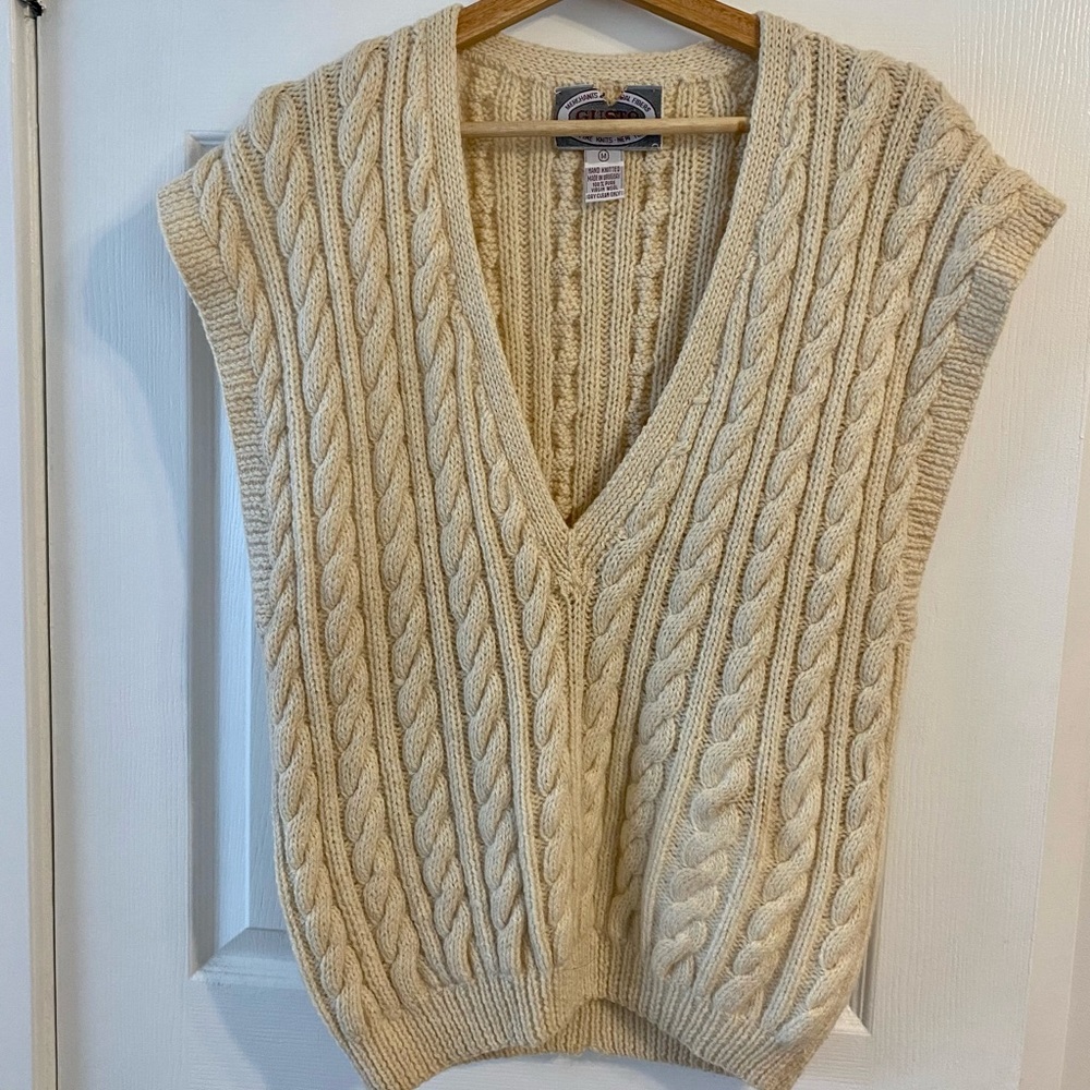100% Wool Knitted Vest